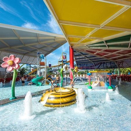 Caldas Novas - 2024 - Diroma Spazzio Acesso Ao Vulcao - Com Piscina Do Hotel 24 Horas Exteriör bild